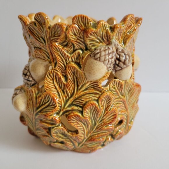Handcrafted Ceramic Leaf & Acorn Candle Holder - Picture 5 of 12